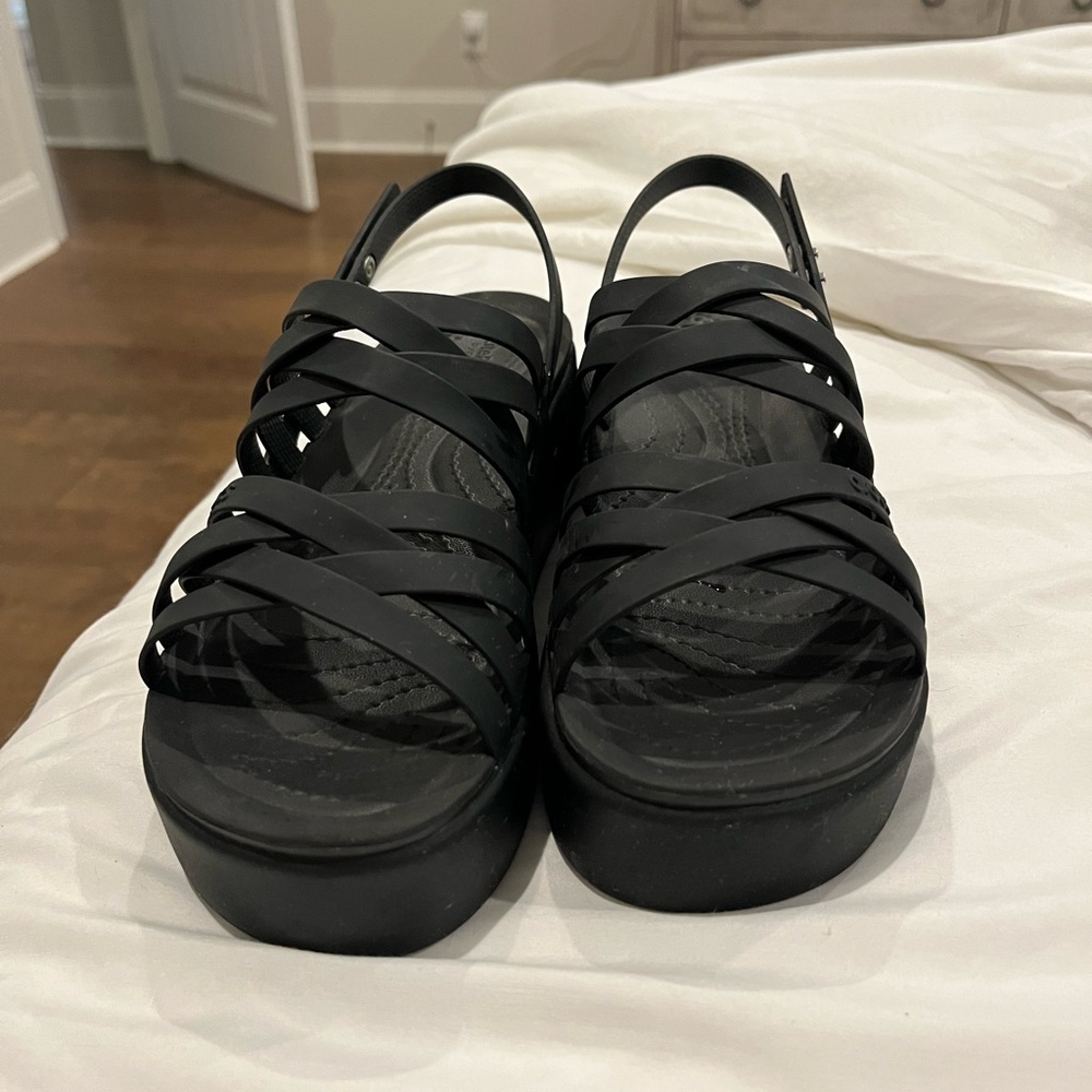 Crocs Women's Brooklyn Low Strappy Wedge Sandals